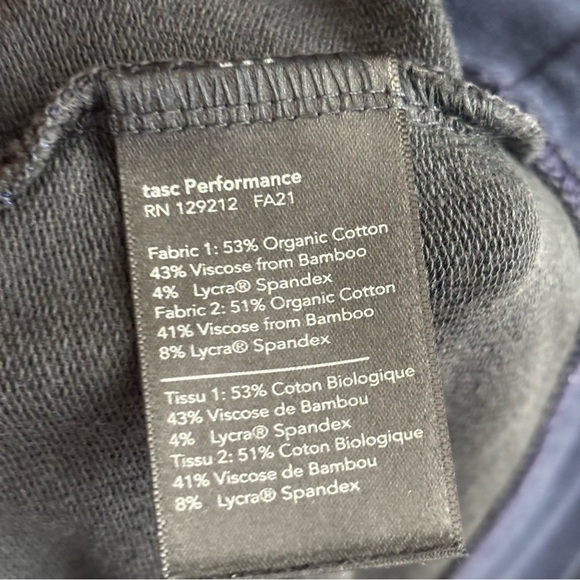 Tasc Performance Men’s 1/4 Zip Pullover Size Medium Blue Slim - Picture 7 of 7